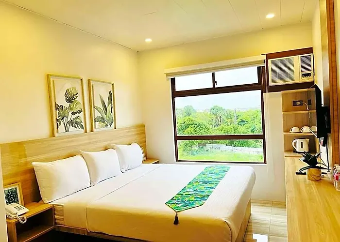 Summer Mactan Hotel 3*