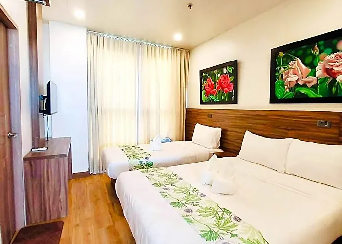 Summer Mactan Hotel